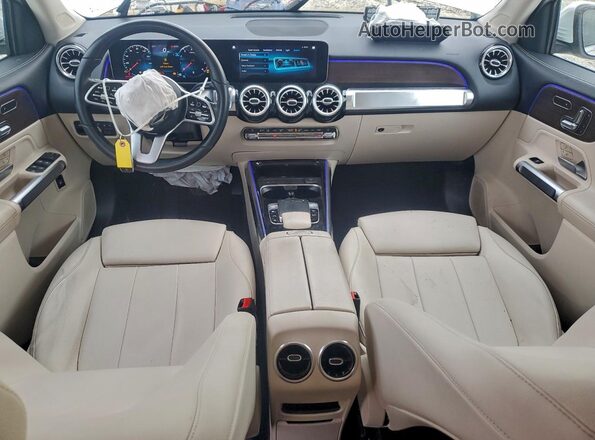 WDC4M4HB3LW011850 2020 MERCEDES-BENZ GLB-CLASS Белый Вид панели приборов