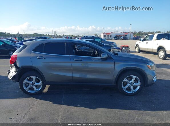 WDCTG4EB0JJ384250 2018 MERCEDES-BENZ GLA 250 Gray Widok wnętrza z tyłu