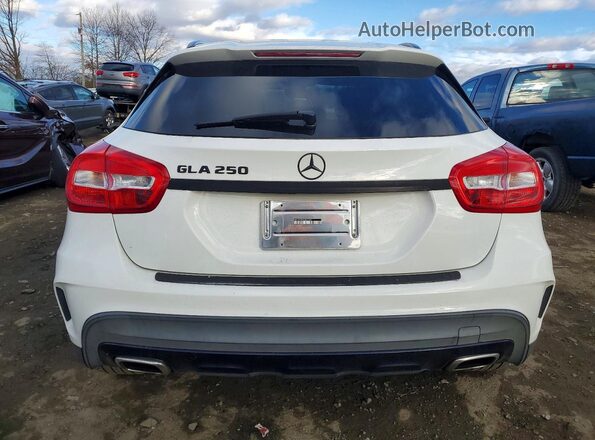 WDCTG4EB0JJ480542 2018 MERCEDES-BENZ GLA White Vista trasera