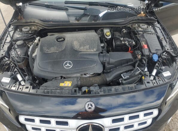 WDCTG4EB0JJ501969 2018 MERCEDES-BENZ GLA Black Widok komory silnika
