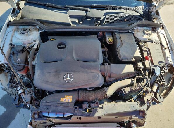 WDCTG4EB0KU005280 2019 MERCEDES-BENZ GLA White Engine compartment view