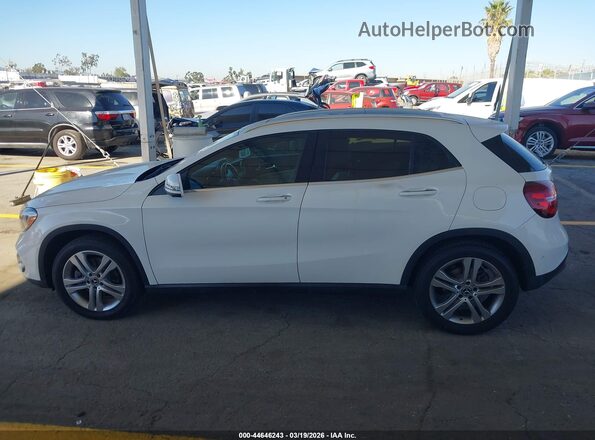 WDCTG4EB1KJ611608 2019 MERCEDES-BENZ GLA 250 White Սալոնի 360 աստիճան տեսք