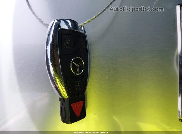 WDCTG4EB3GJ227403 2016 MERCEDES-BENZ GLA 250 Black Widok deski rozdzielczej