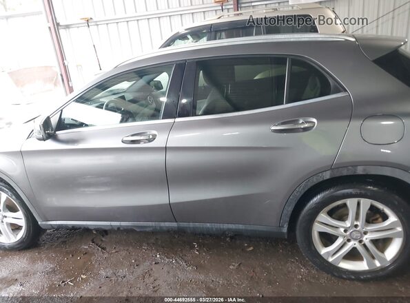 WDCTG4EB4GJ208987 2016 MERCEDES-BENZ GLA 250 Gray Панорамний вид салону 360°