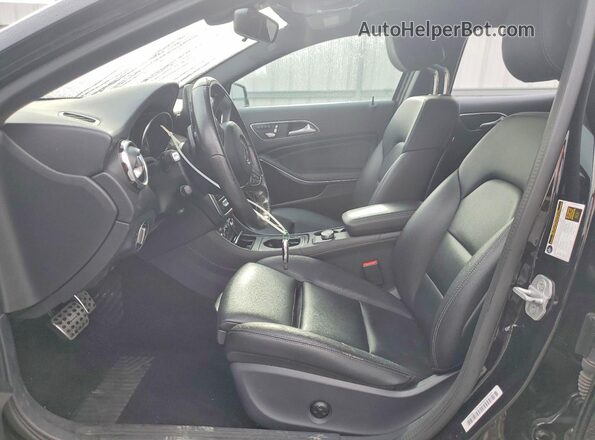 WDCTG4EB4JJ383408 2018 MERCEDES-BENZ GLA-CLASS Black Dashboard view