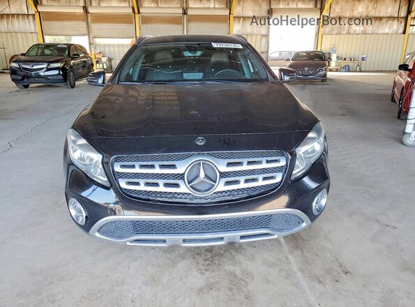WDCTG4EB6JJ401715 2018 MERCEDES-BENZ GLA Black Widok z przodu
