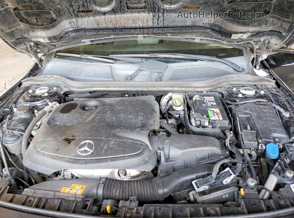 WDCTG4EB6JJ401715 2018 MERCEDES-BENZ GLA Black Widok wnętrza z tyłu