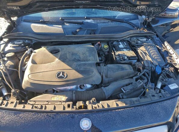 WDCTG4EB8HJ332536 2017 MERCEDES-BENZ GLA Black Widok wnętrza z tyłu