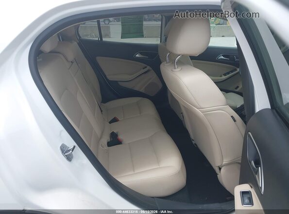 WDCTG4EB8KJ550726 2019 MERCEDES-BENZ GLA 250 White VIN sticker view