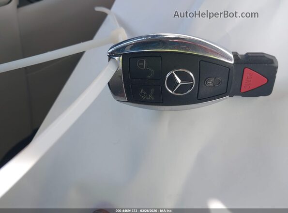 WDCTG4EB9KJ542912 2019 MERCEDES-BENZ GLA 250 Gray Vista del salpicadero