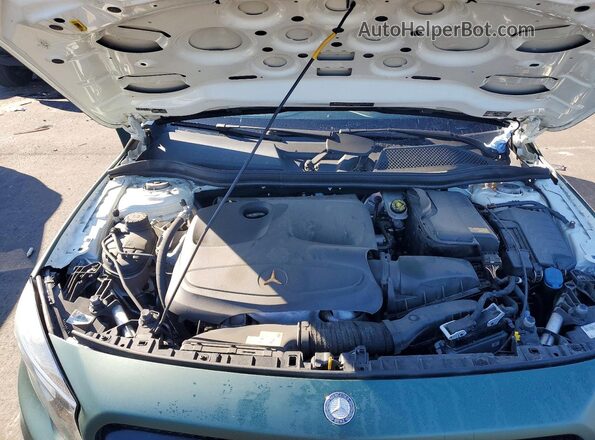 WDCTG4EBXGJ228323 2016 MERCEDES-BENZ GLA Green Շարժիչի բաժամունքի տեսք