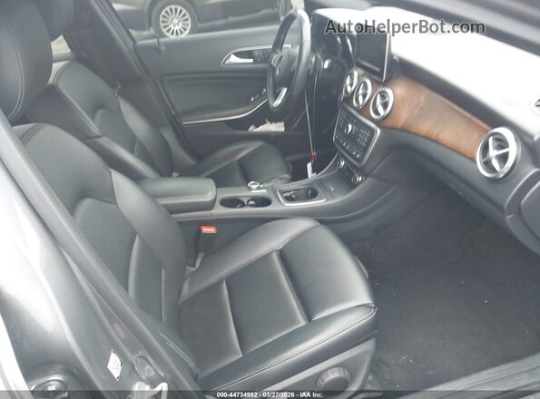 WDCTG4GB1GJ224979 2016 MERCEDES-BENZ GLA 250 Серый Вид салона спереди