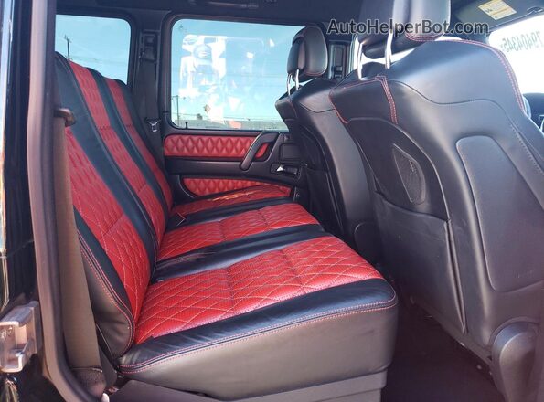 WDCYC7DF1HX276993 2017 MERCEDES-BENZ G-CLASS Black Widok wnętrza z tyłu