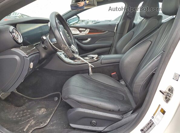 WDD2J5JB0LA051070 2020 MERCEDES-BENZ CLS-CLASS Белый Вид салона спереди