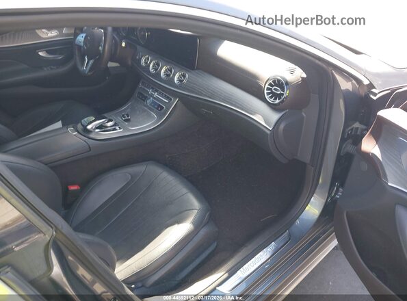WDD2J5JB2KA027772 2019 MERCEDES-BENZ CLS-CLASS White Widok wnętrza z przodu
