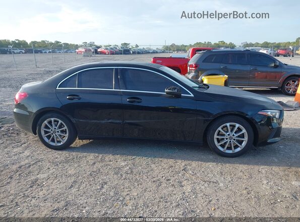 WDD3G4EB0KW018739 2019 MERCEDES-BENZ A 220 Black Vista interior trasera