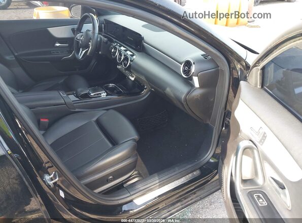 WDD3G4EB0KW018739 2019 MERCEDES-BENZ A 220 Black Vista interior delantera
