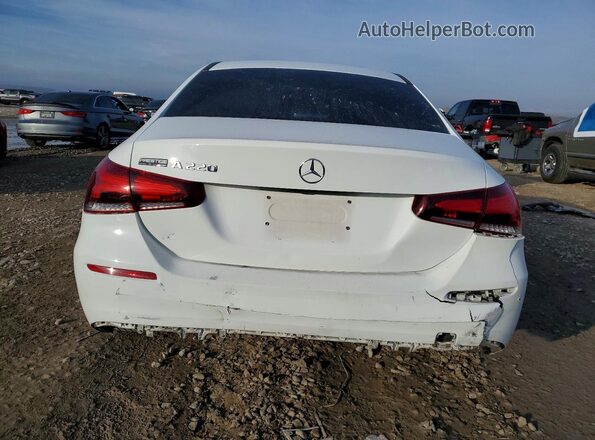 WDD3G4EB0KW020779 2019 MERCEDES-BENZ A White Vista trasera