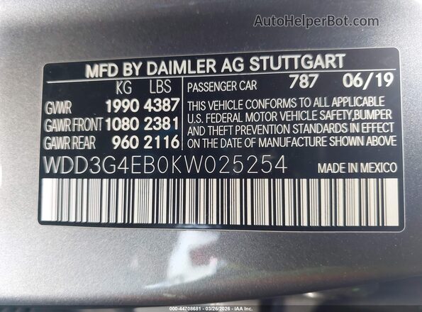 WDD3G4EB0KW025254 2019 MERCEDES-BENZ A 220 Gray Vista del compartimento del motor