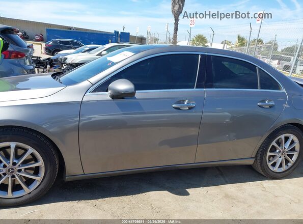 WDD3G4EB0KW025254 2019 MERCEDES-BENZ A 220 Gray Vista interior de 360 grados