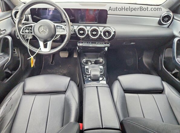 WDD3G4EB2KW016961 2019 MERCEDES-BENZ A White წინა პანელის ხედი