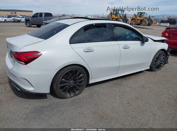 WDD3G4EB3KW022316 2019 MERCEDES-BENZ A 220 White Rear right