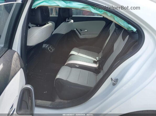 WDD3G4EB3KW022316 2019 MERCEDES-BENZ A 220 White VIN sticker view