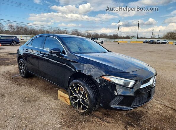 WDD3G4EB4KW022163 2019 MERCEDES-BENZ A Black Przód prawy