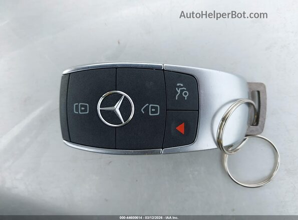 WDD3G4EB5KW001998 2019 MERCEDES-BENZ A 220 Серый Вид панели приборов
