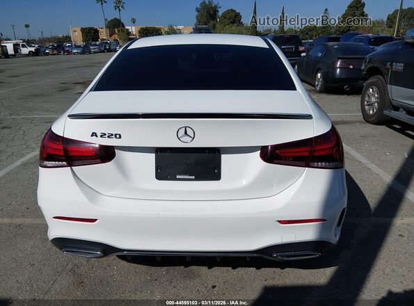 WDD3G4EB5KW033009 2019 MERCEDES-BENZ A 220 White 