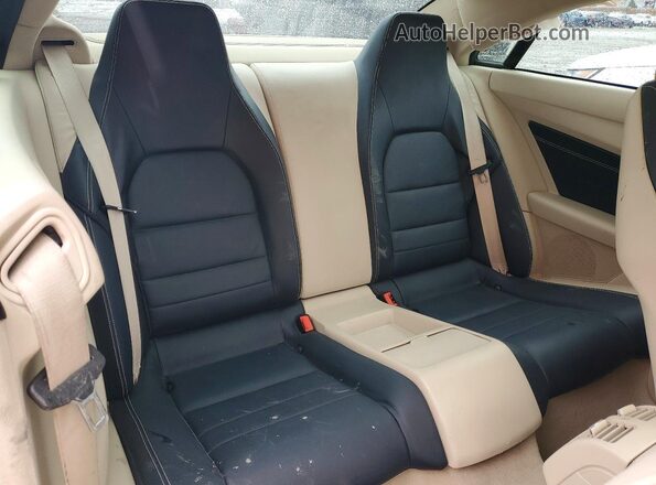 WDDKJ6FB1GF330910 2016 MERCEDES-BENZ E White Widok tylnych siedzeń