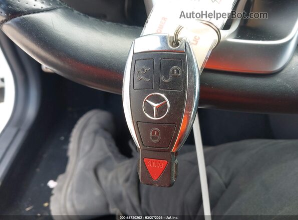 WDDLJ6HB3GA160130 2016 MERCEDES-BENZ CLS-CLASS White Widok deski rozdzielczej