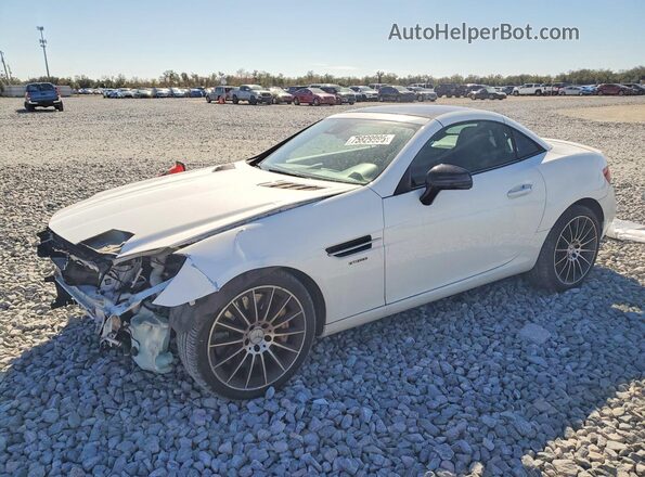 WDDPK6GA5HF132230 2017 MERCEDES-BENZ SLC White Vista tres cuartos delantera izquierda