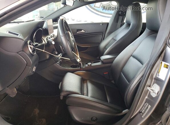 WDDSJ4EB1HN400497 2017 MERCEDES-BENZ CLA-CLASS Серый Вид салона спереди