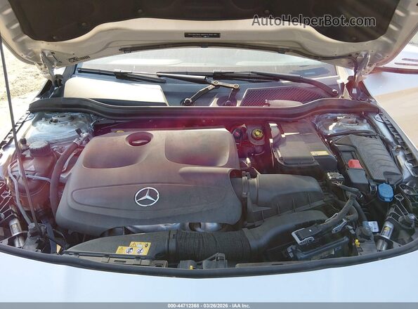 WDDSJ4EB2GN355343 2016 MERCEDES-BENZ CLA 250 Silver Հետևի տեսք