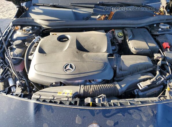 WDDSJ4EB2KN718717 2019 MERCEDES-BENZ CLA-CLASS Black Widok wnętrza z tyłu