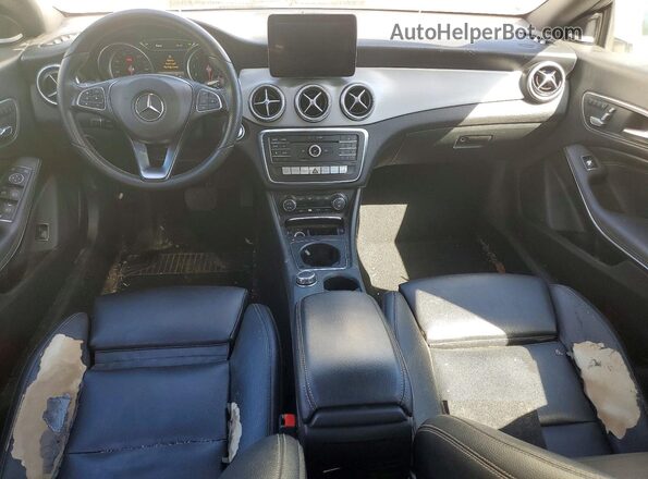 WDDSJ4EB4HN410781 2017 MERCEDES-BENZ CLA-CLASS Белый Вид щитка приборов