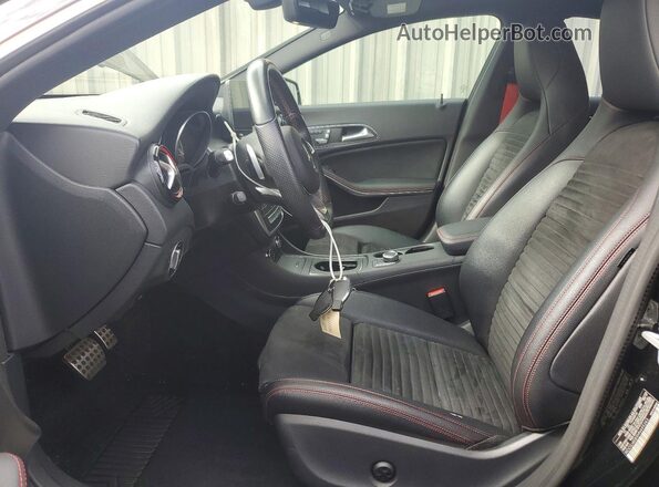WDDSJ4EB5HN495243 2017 MERCEDES-BENZ CLA-CLASS Черный Вид салона спереди