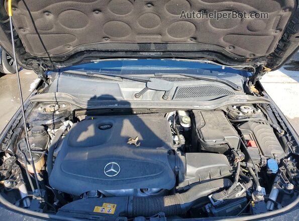 WDDSJ4EB7KN754211 2019 MERCEDES-BENZ CLA-CLASS Black Widok wnętrza z tyłu