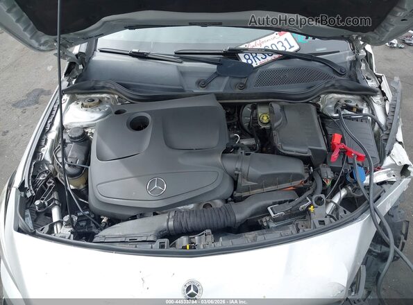 WDDSJ4EBXJN581024 2018 MERCEDES-BENZ CLA 250 Серебряный Вид сзади