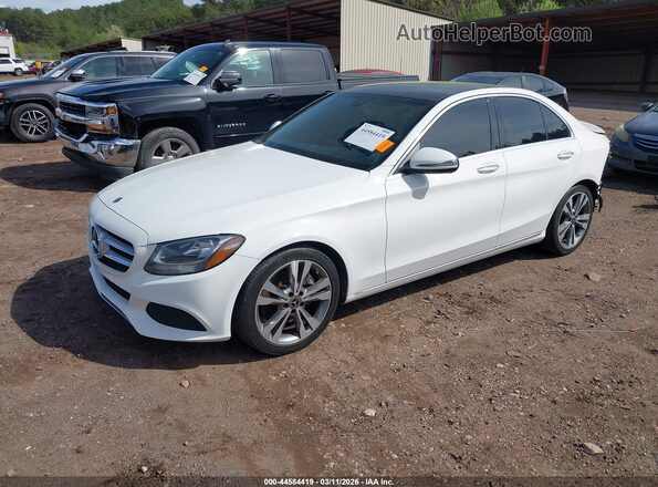 WDDWF4JB1JR385331 2018 MERCEDES-BENZ C-CLASS Белый Передняя левая четверть