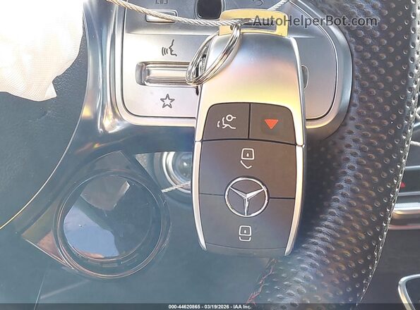 WDDWF6EBXLR563505 2020 MERCEDES-BENZ AMG C 43 Белый Вид панели приборов