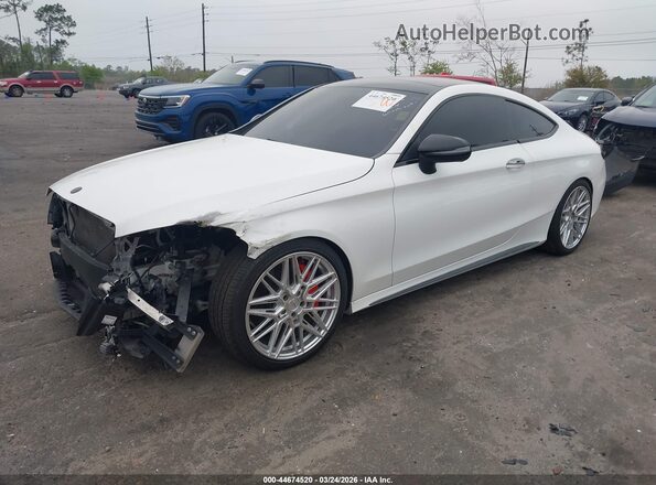 WDDWJ4JB4JF746115 2018 MERCEDES-BENZ C-CLASS Белый Передняя левая четверть
