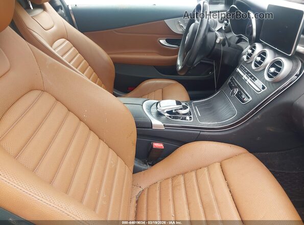 WDDWJ4KB4JF670782 2018 MERCEDES-BENZ C-CLASS Красный Вид салона спереди