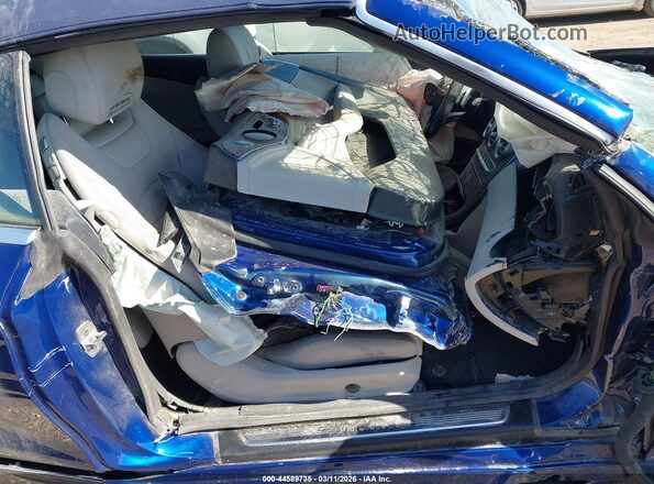 WDDWK4JB6JF734075 2018 MERCEDES-BENZ C-CLASS Blue Front interior view