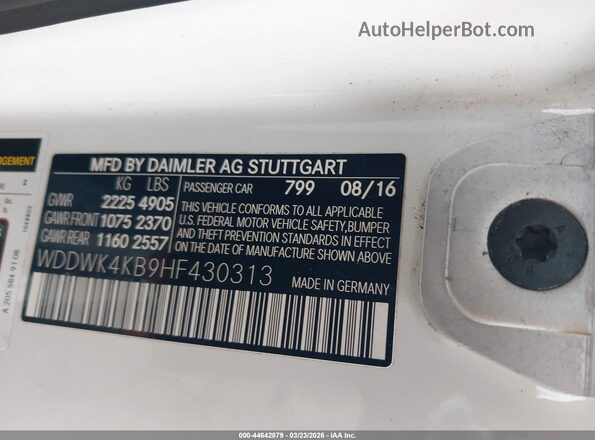 WDDWK4KB9HF430313 2017 MERCEDES-BENZ C-CLASS Белый Вид подкапотного пространства
