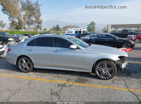 WDDZF4JB0JA465862 2018 MERCEDES-BENZ E-CLASS Серебряный Панорамный вид салона 360°