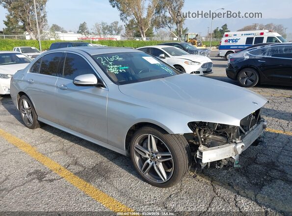 WDDZF4JB0JA465862 2018 MERCEDES-BENZ E-CLASS Серебряный Передняя правая четверть