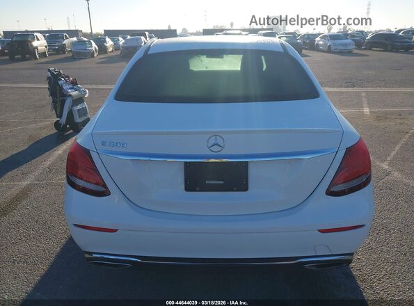 WDDZF4JB0KA593083 2019 MERCEDES-BENZ E-CLASS White 
