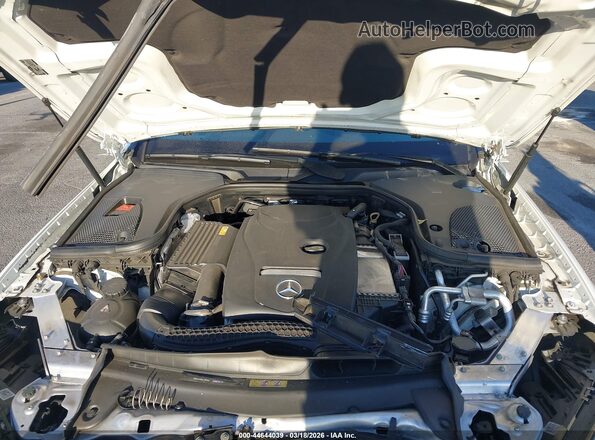 WDDZF4JB0KA593083 2019 MERCEDES-BENZ E-CLASS White Հետևի տեսք